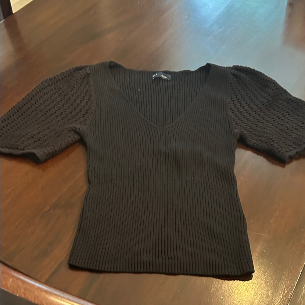 Black Knit Short Sleeve Top